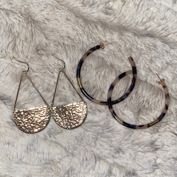 Costume Earrings bundle - Picture 1 of 4